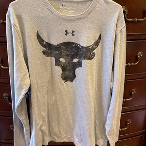 Under Armour Light Gray Long Sleeve Tee
